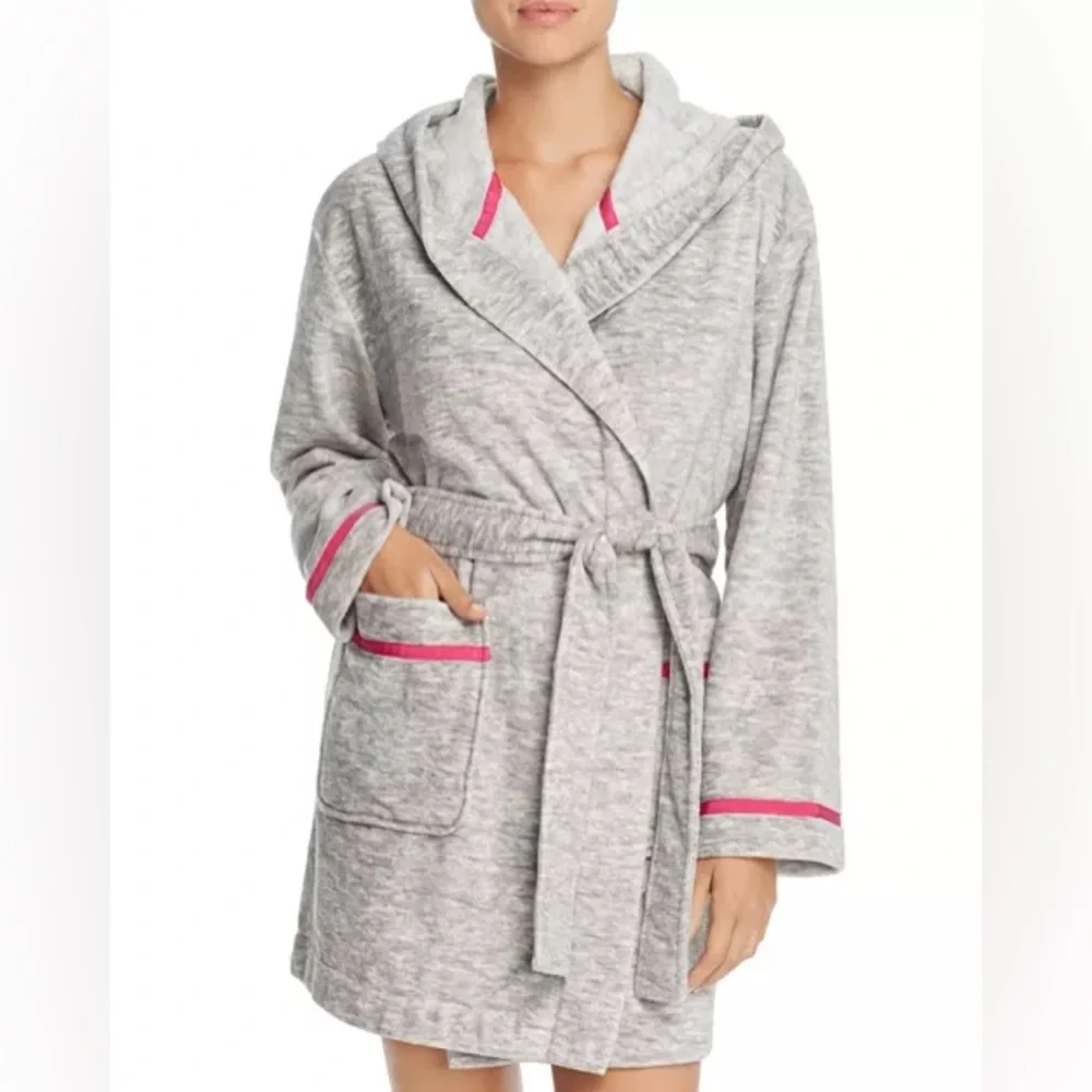 KATE SPADE PLUSH ROBE - Picture 2 of 6